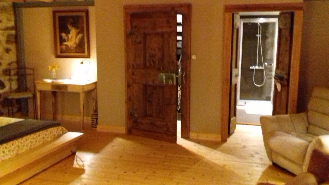 B&B Sasso Bianco Prata Camportaccio Екстериор снимка